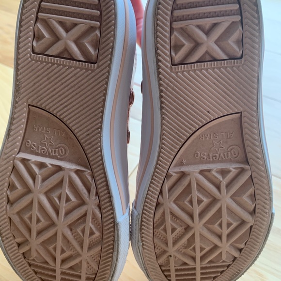 Converse Chuck Taylor All Star Lo Glitter Sneaker - Picture 3 of 3